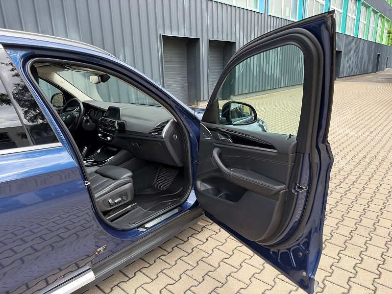 BMW X3 3,0 D xDrive/1.maj./DPH/ČR/ - fotka 21 z 32