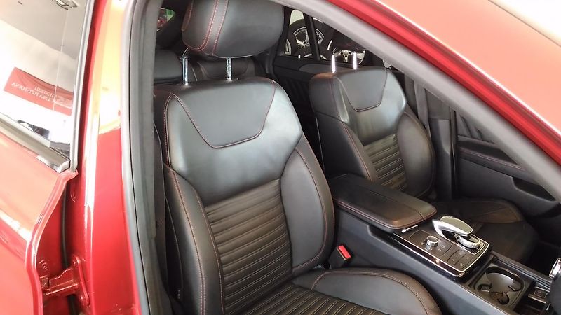Mercedes-Benz GLE (2015) 450I,270KW,LED,PANOR.ALU r.21 - fotka 17 z 36