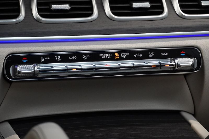 Mercedes-Benz GLE 350d,4M,AMG,ČR,Klim.sed.,Tažné - fotka 28 z 41