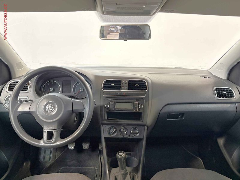 Volkswagen Polo (2010) 1.4 MPi, Comfortline - fotka 8 z 13
