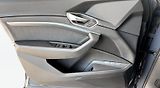 Audi Q8 e-tron 50 Q Kamera Tažné Ambient - náhled 12