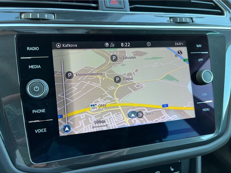 Volkswagen Tiguan 2.0TDI 110kW DSG Business Prem - fotka 16 z 30