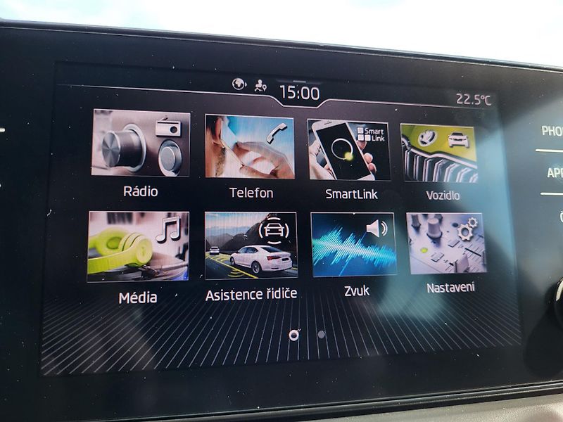 Škoda Scala 1.5 TSI 110kW AMBITION *ČR - fotka 17 z 46