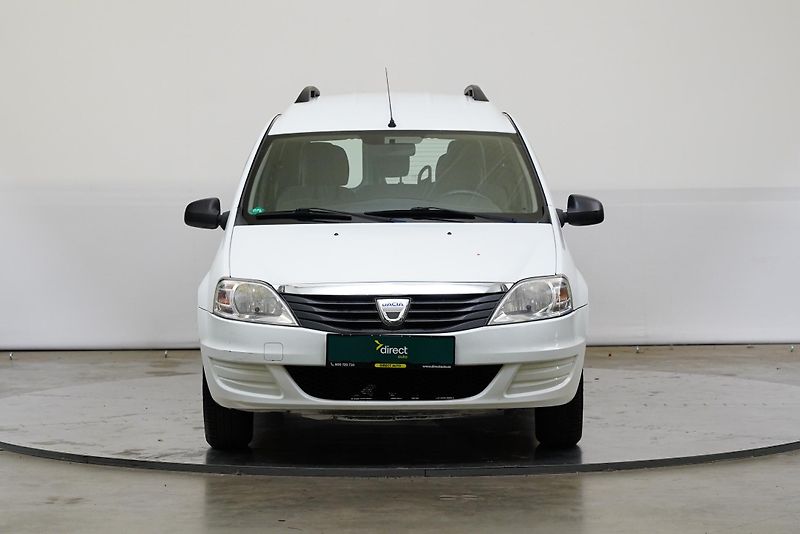 Dacia Logan - fotka 4 z 21