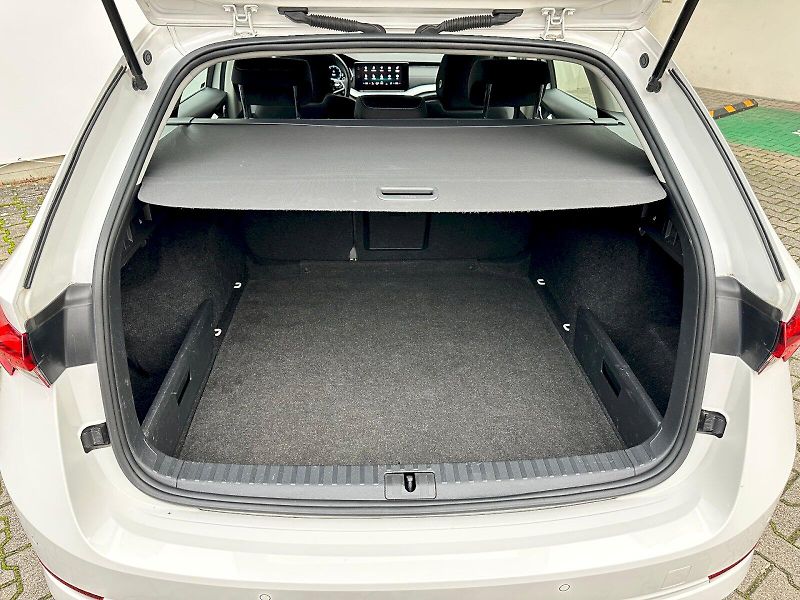 Škoda Octavia (2021) 1.5 TSI 110kW Style Combi - fotka 21 z 22