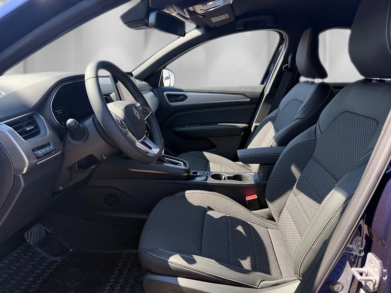 Renault Arkana (2026) 1,6 SCe E-Tech 105 kW Techno - fotka 13 z 24
