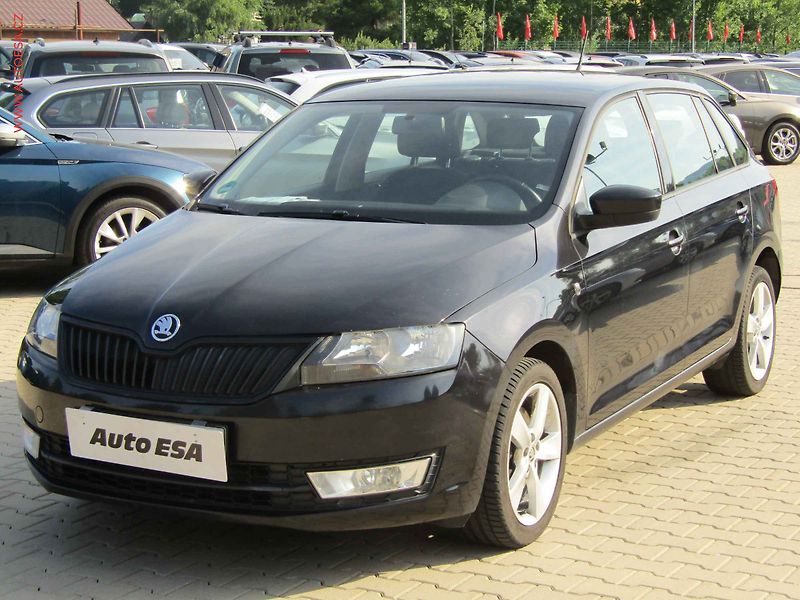 Škoda Rapid (2015) 1.6TDi, AC, temp - fotka 3 z 16