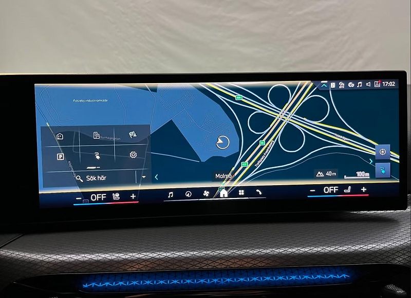 BMW i4 eDrive40 GC Tažné Ambient Kam. - fotka 10 z 13