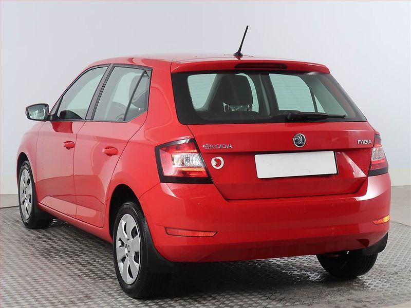 Škoda Fabia (2019) 1.0, Serv.kniha - fotka 4 z 15