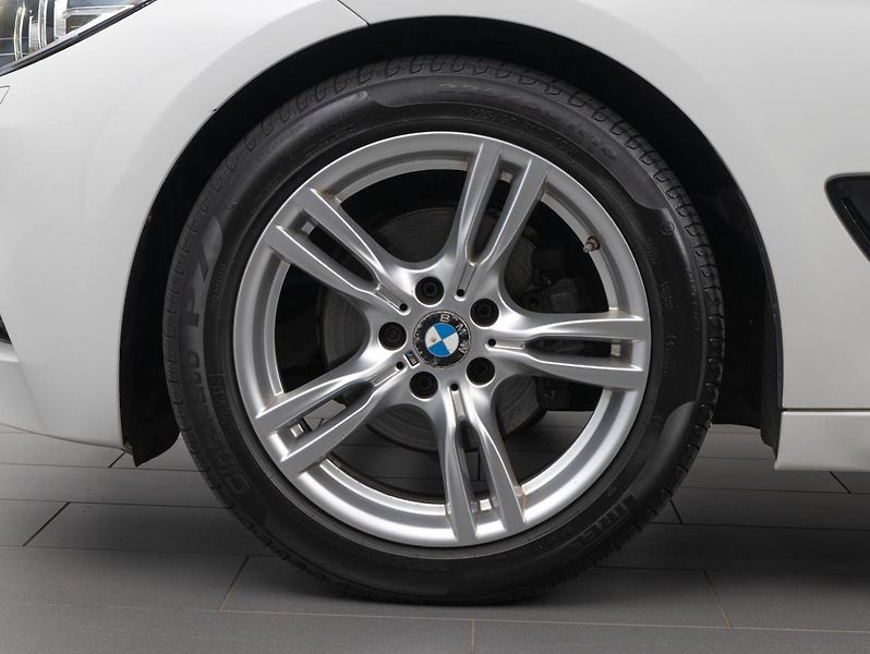 BMW Řada 3 320d xDrive Gran Turismo - fotka 6 z 13