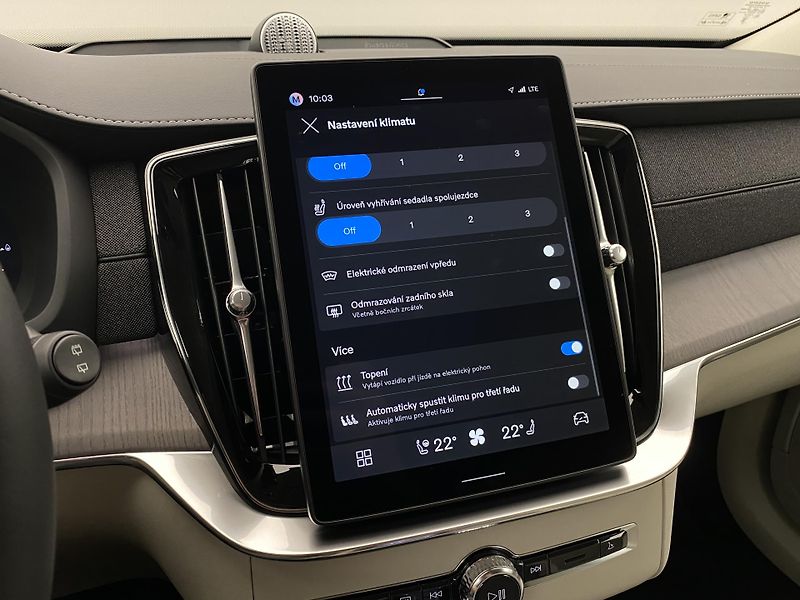 Volvo XC90 (2026) T8 AWD Plug-in BRIGHT PLUS 7m - fotka 48 z 72