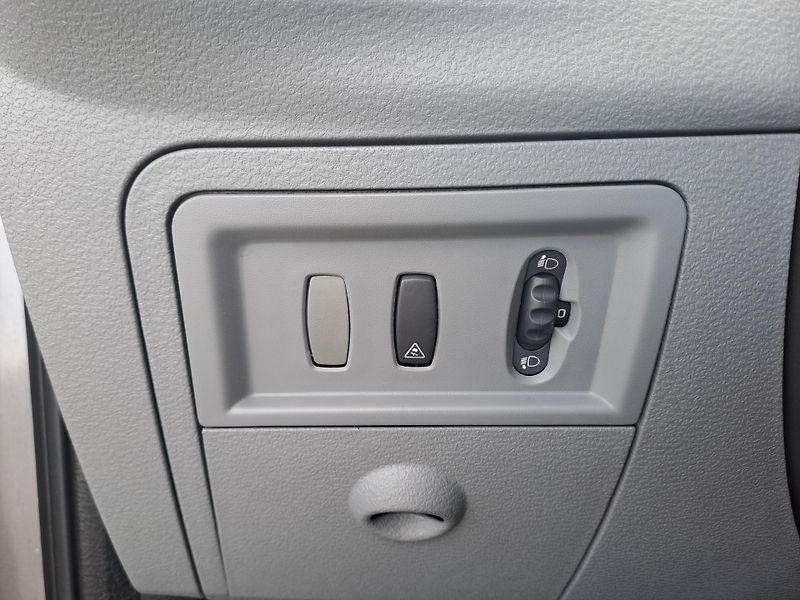 Renault Modus 1.2i 2xKOLA PĚKNÝ STAV - fotka 22 z 31