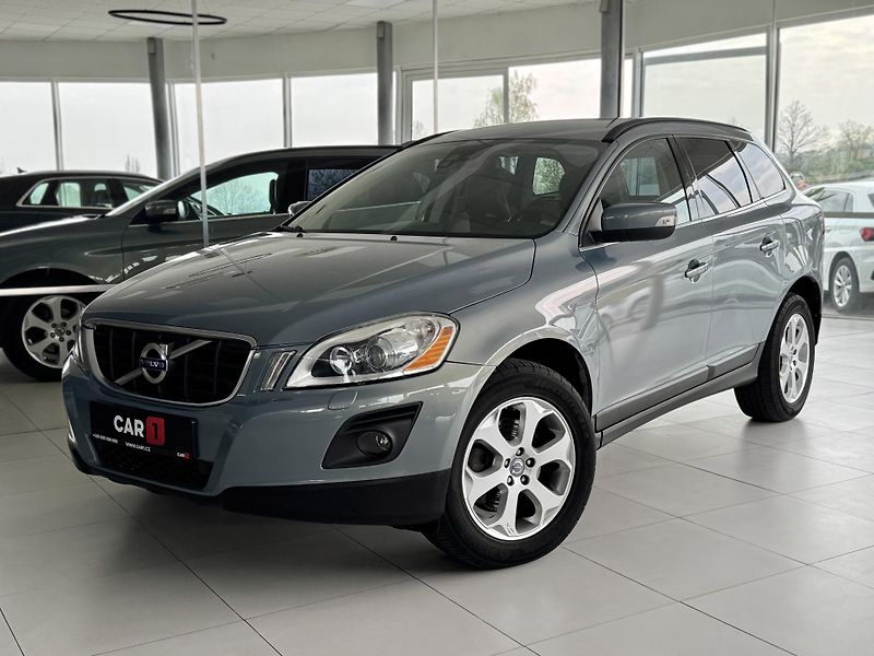 Volvo XC60 - fotografie inzerátu