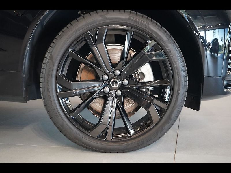 Volvo XC60 T8 PLUS Black Edition, 360°,HK - fotka 7 z 47