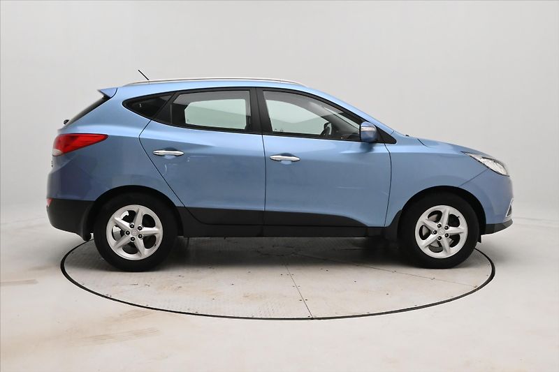 Hyundai ix35 1,7 CRDi 85 kW Tažné Výhřev se - fotka 4 z 30