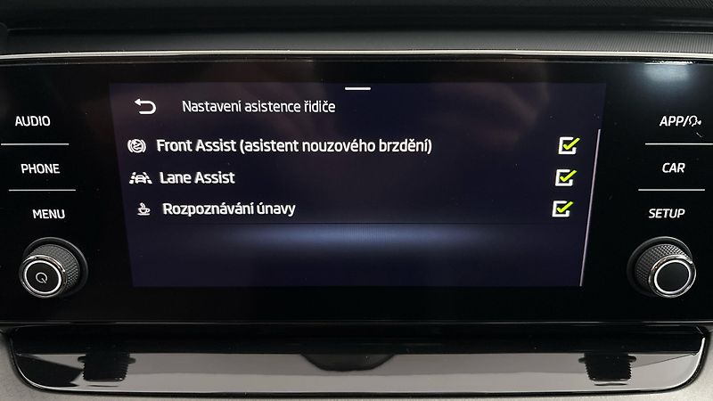 Škoda Octavia 1.5 TSI Ambition - fotka 23 z 25