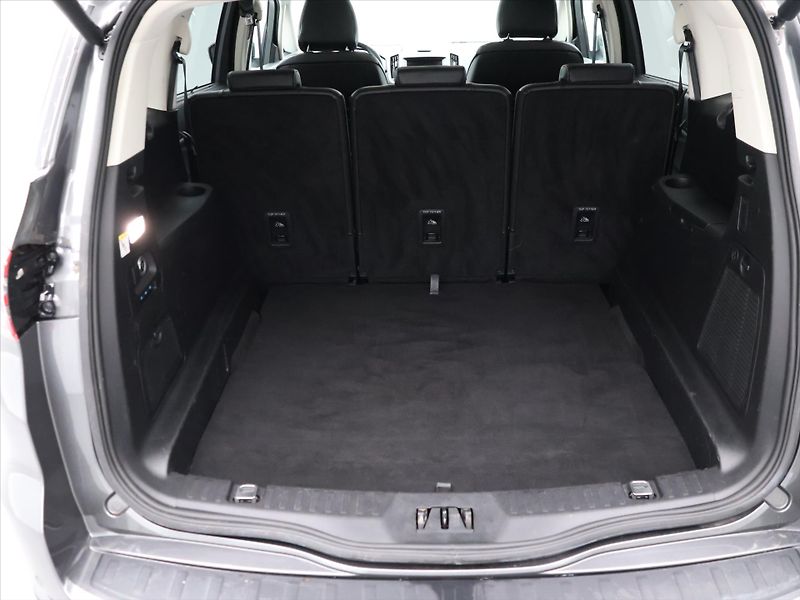Ford S-MAX 2,0 TDCI 110kW Titanium Pano - fotka 10 z 30