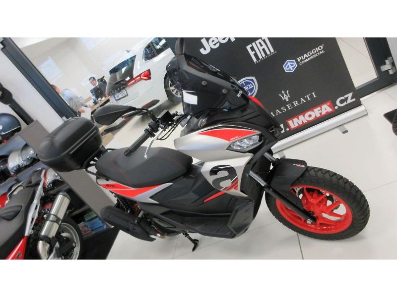 Aprilia (2026) SR GT 125 SPORT e5+ - fotka 5 z 12