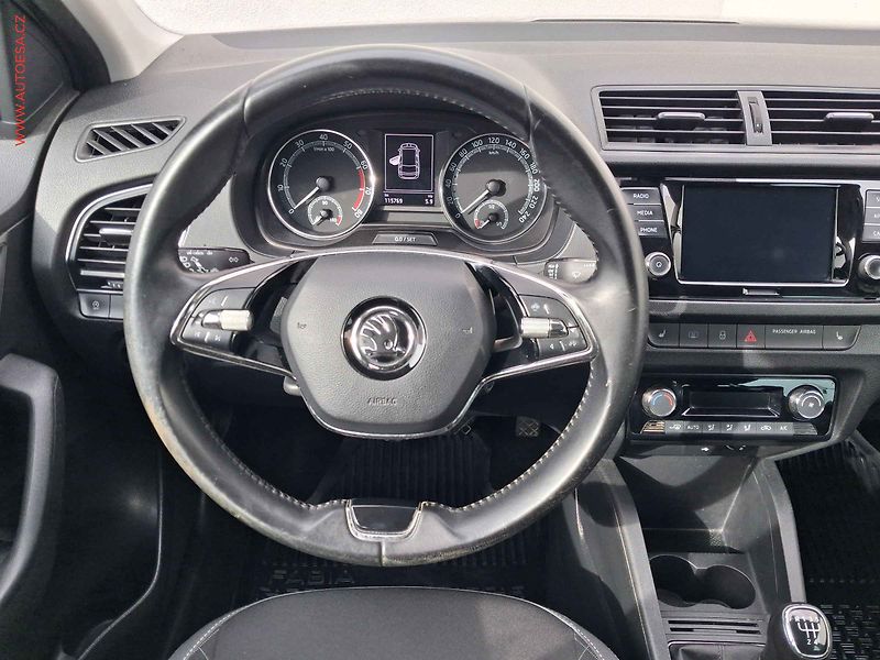 Škoda Fabia (2022) 1.0 TSi, 2.maj,ČR, Ambition - fotka 11 z 17