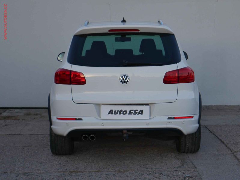 Volkswagen Tiguan (2013) 2.0 TDi 4x4, R-Line, bixen - fotka 5 z 18