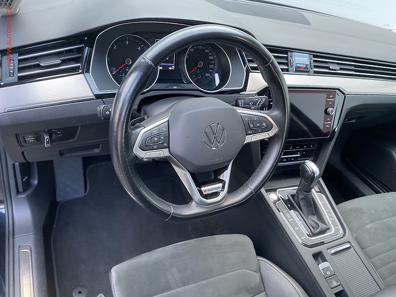 Volkswagen Passat (2021) 2.0TDi 4x4, ČR, Elegance - fotka 13 z 19