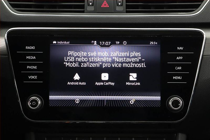 Škoda Superb (2021) Style 2.0 TDI - fotka 16 z 20