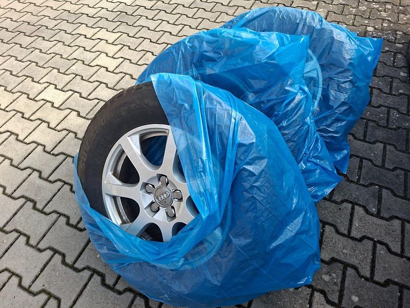 Audi Q5 (2011) 2.0TDI 125kW S-LINE QUATTRO - fotka 39 z 42