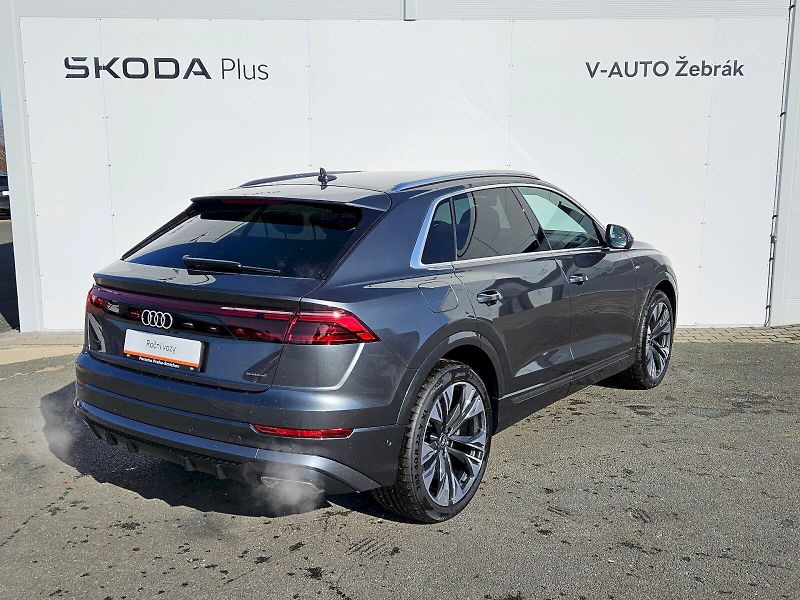 Audi Q8 (2025) 50 TDI 210kW quattro - fotka 2 z 30