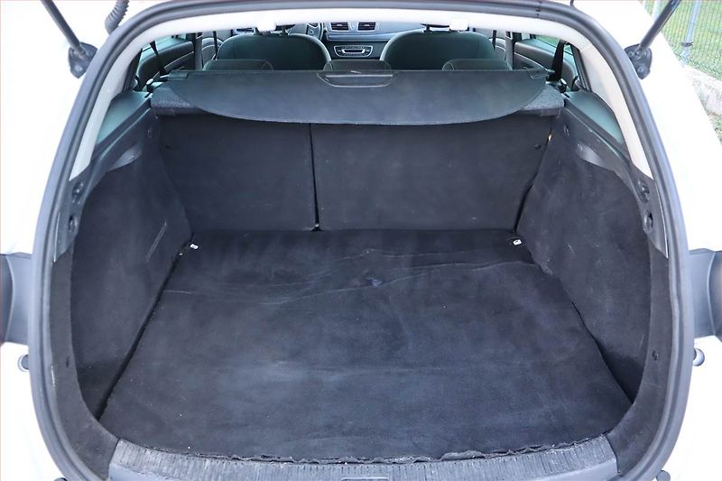 Renault Mégane (2015) 1.6 16V, Tempomat - fotka 14 z 19