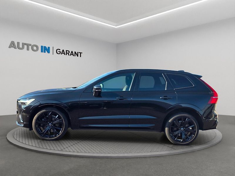 Volvo XC60 (2024) BE ULTIMATE, vzduch. pod., taž - fotka 3 z 27