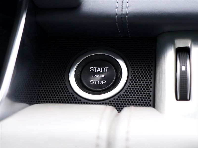Land Rover Range Rover 4,4 TDV8 250kW Vogue 4x4 CZ DP - fotka 30 z 42