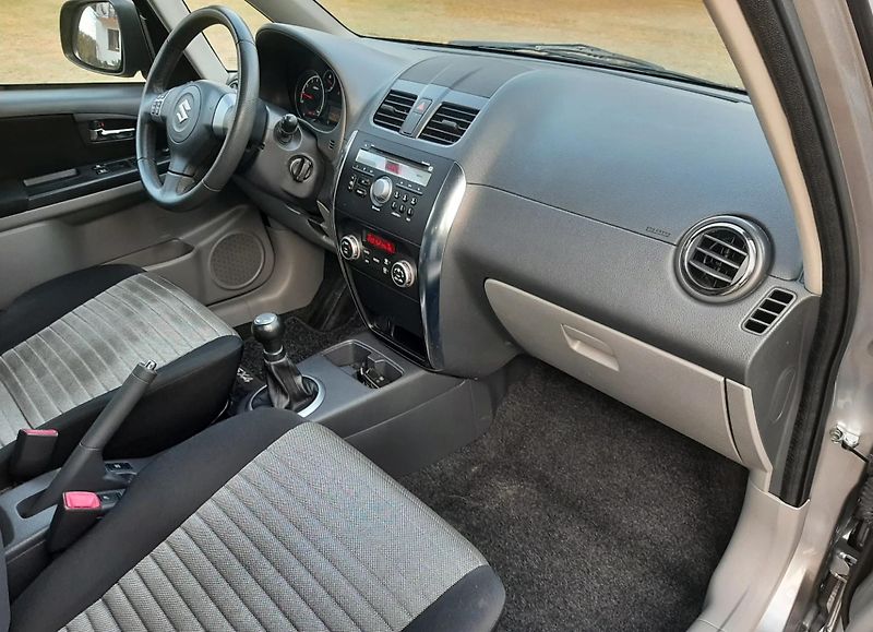 Suzuki SX4 (2010) Suzuki SX4, 1,6 4x4 r.v. 2010  - fotka 26 z 30