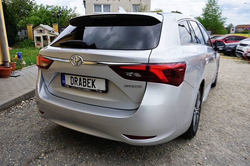 Toyota Avensis (2017) TREND 2,0 D.4D 105 kW - fotka 4 z 49