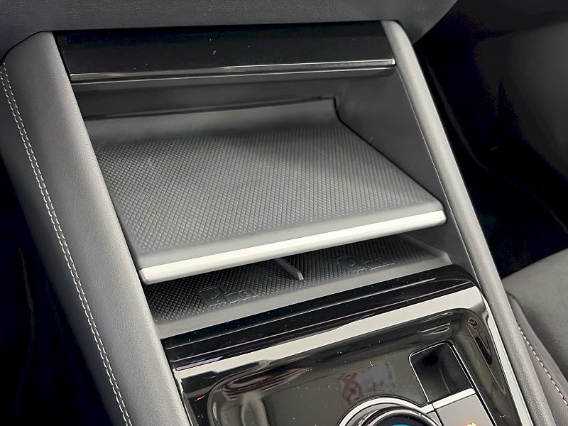 Volkswagen Tayron (2025) Elegance 2.0 TSI 150kW 4Motion - fotka 28 z 41