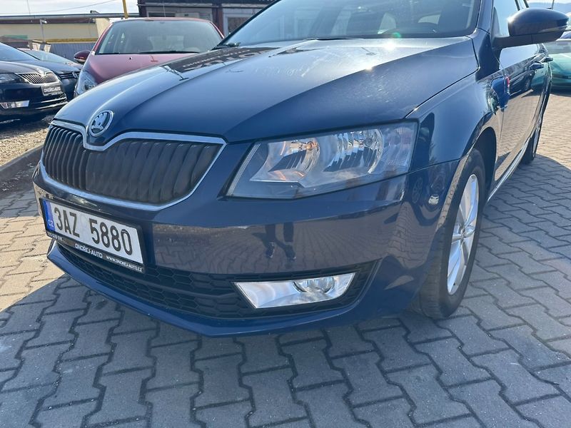 Škoda Octavia (2014) 1,6 TDI 77 KW TAŽNÉ KOLA - fotka 9 z 41