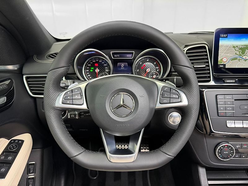 Mercedes-Benz GLE d 4M AMG COUPE, PANO, EL. TAŽN - fotka 11 z 27