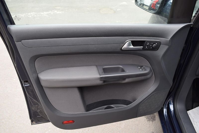 Volkswagen Caddy (2015) 2.0TDI 103kw TRENDLINE TAŽNÉ  - fotka 19 z 49