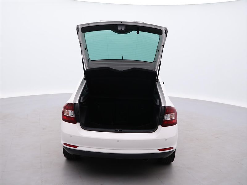 Škoda Rapid 1,2 TSI 81kW Style CZ - fotka 9 z 28