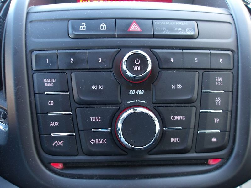 Opel Zafira 2,0DTi AUTOMAT !!! PĚKNÁ ! - fotka 28 z 41