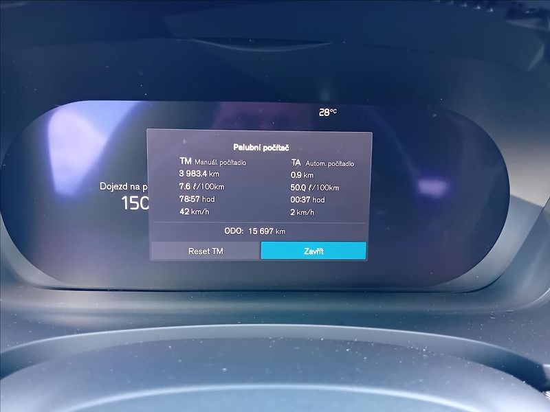 Volvo S90 2,0 B5 AWD ULTIMATE DARK  REZE - fotka 28 z 30