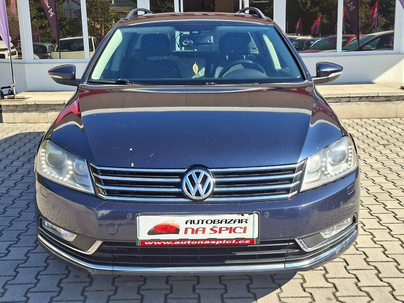 Volkswagen Passat (2013) 1.4TSI 110kW DSG E-FUEL - fotka 3 z 45