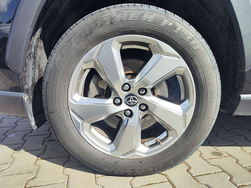 Toyota RAV4 2.5 HEV/163kW Comort AT - fotka 29 z 29