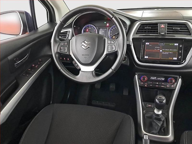Suzuki SX4 S-Cross (2018) Comfort 1.4 BoosterJet, ČR - fotka 7 z 20