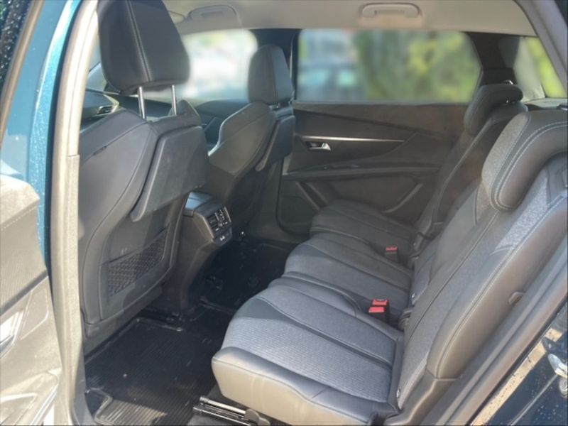 Peugeot 5008 1,5 BHDi 130 Allure - fotka 8 z 11