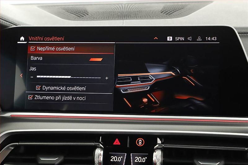 BMW X6 (2022) xDrive40i - fotka 20 z 29