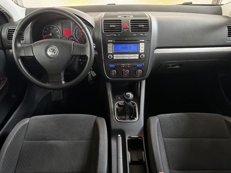 Volkswagen Golf (2008) Variant 1.4 TSI 103 KW  - fotka 10 z 19