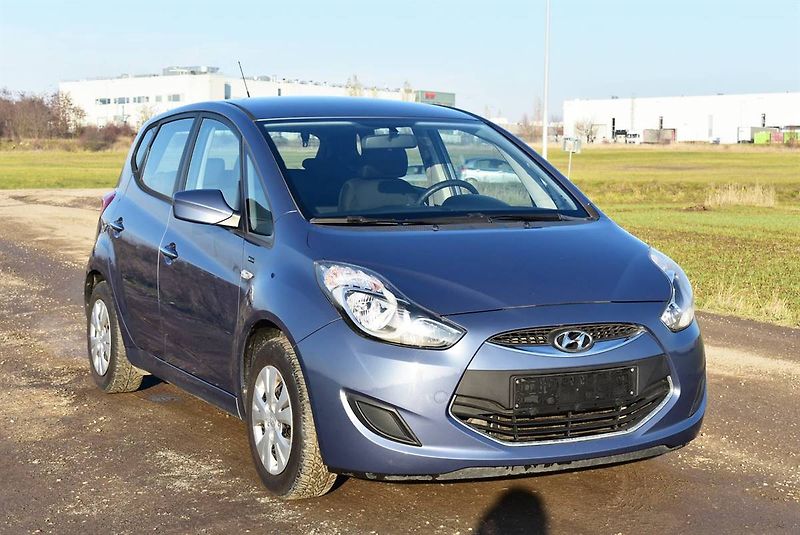 Hyundai ix20 1,4 16V 1.MAJ,AC,SERVIS AKCE - fotka 3 z 16