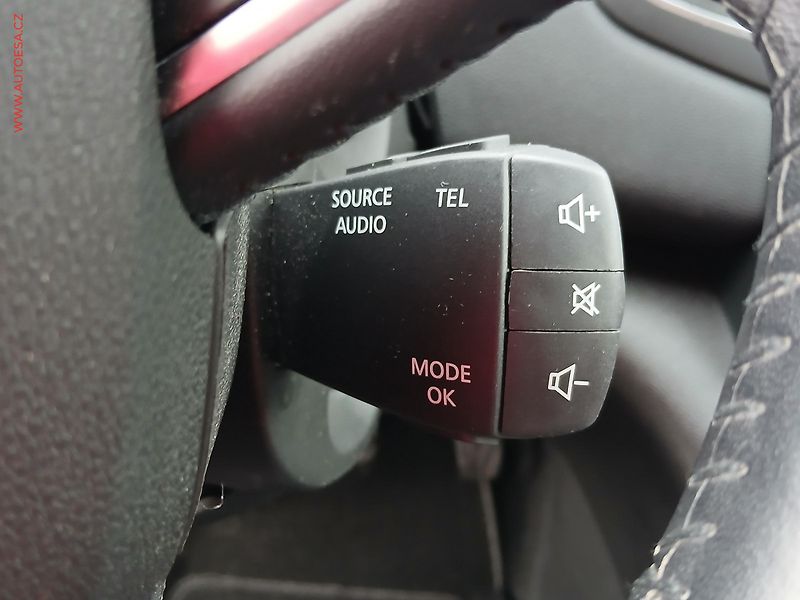 Renault Mégane (2017) 1.2 TCe, Zen, +kola - fotka 12 z 21