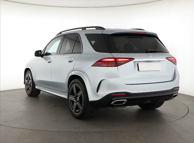 Mercedes-Benz GLE (2025) 450 d, AMG, VZDUCH, TAŽNÉ - fotka 4 z 31