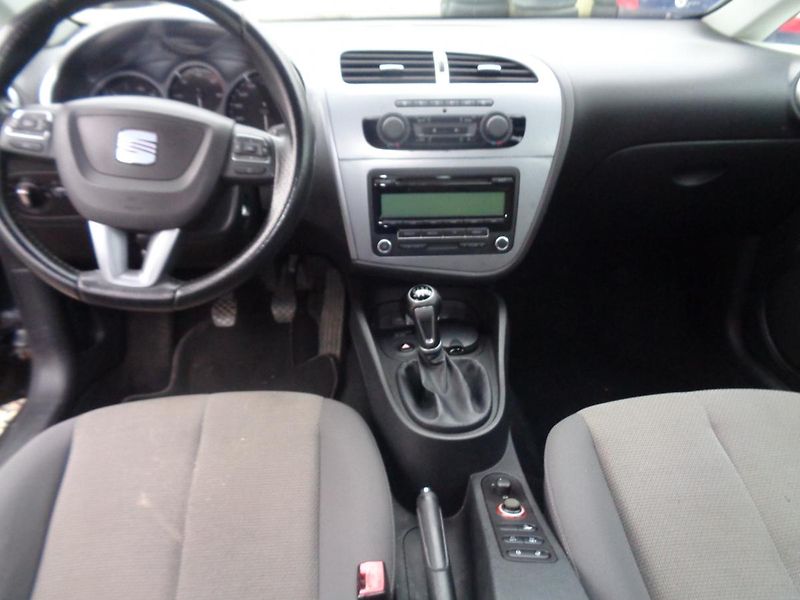 Seat Leon 1,6 TDI - fotka 8 z 15